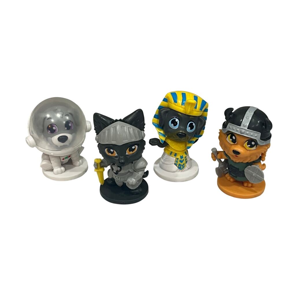 Sweet Box Fluffy History Lesson Class Dog Cat Action Figures